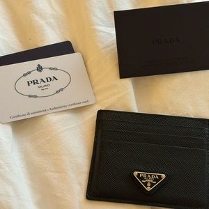 PRADA - Saffiano leather cardholder in Black color